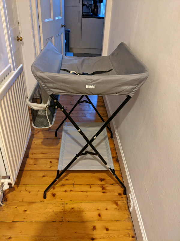 fillikid changing table